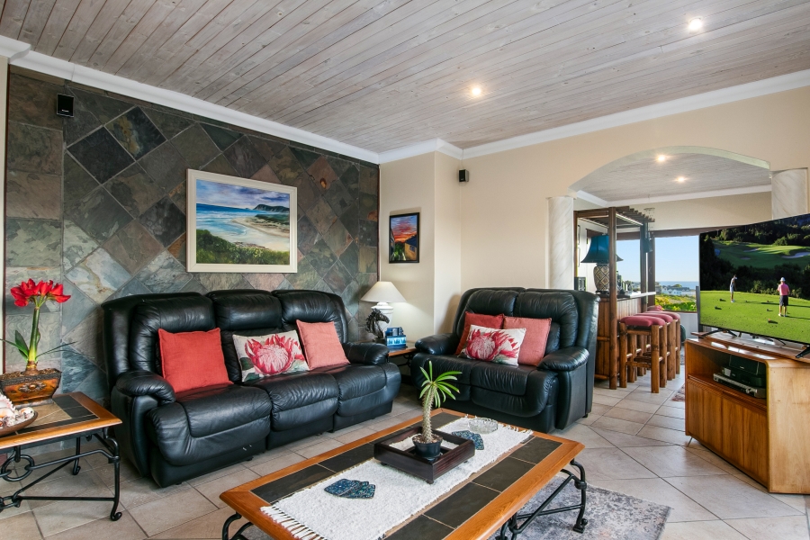 4 Bedroom Property for Sale in Cola Beach Western Cape